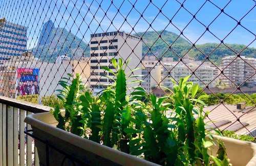 Zona Sul Apartment | Beach apartment with pool, gym and AC - great location