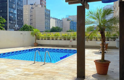 Zona Sul Apartment | Beach apartment with pool, gym and AC - great location