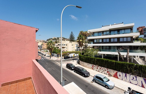 Malaga-Este Apartment | Beach Apartment in Malaga with Sea View, Terrace & Wi-Fi