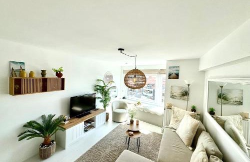Heist Apartment | BEACH apartment met directe toegang tot het STRAND !