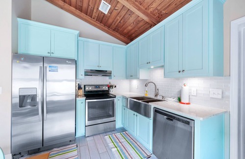 Laguna Beach Estates House | Beach Baby | Charming Cottage | Private Pool & Golf Cart Included