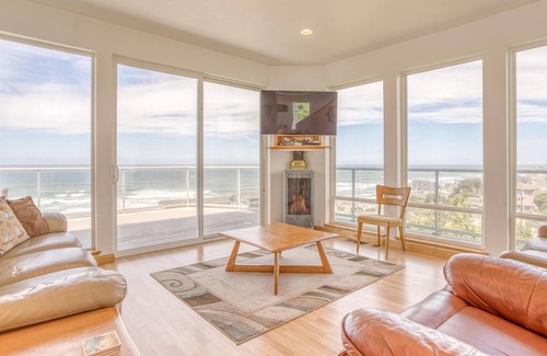 Lincoln City Villa | Beach Baby