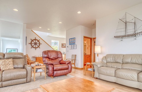 Lincoln City Villa | Beach Baby