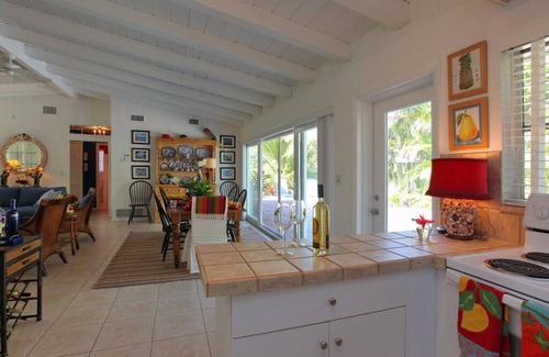 Holmes Beach House | Beach Bay Serenity: Pine Ave canal front pool home