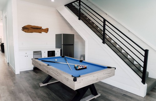 Miramar Beach House | BEACH BELLE-BRAND NEW-NEAR BEACH-GOLF CART INCLUDED-LARGE POOL-SPA-GAME ROOM