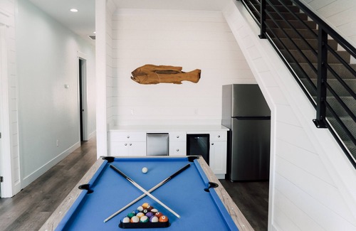 Miramar Beach House | BEACH BELLE-BRAND NEW-NEAR BEACH-GOLF CART INCLUDED-LARGE POOL-SPA-GAME ROOM