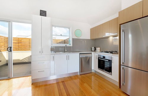 Queenscliff House | Beach Belle Queenscliff - Walk Everywhere - Free Wifi and Netflix