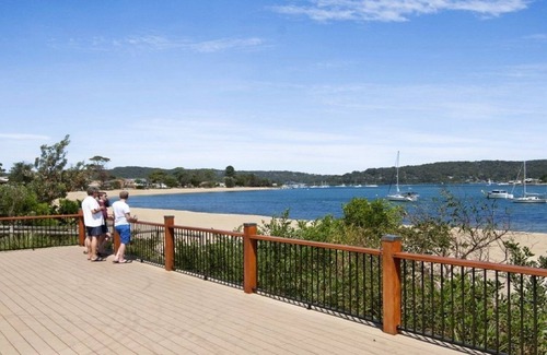 Booker Bay House | Beach Blessings Ettalong Beach