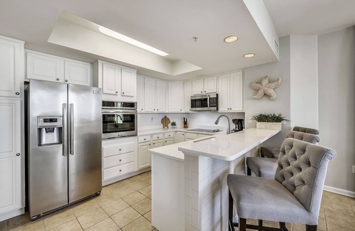 Destin Condo | Beach Blessings @ Silver Beach Towers | 2 Pools | 1st Floor | Fun Pass | Direct Pool & Beach Access