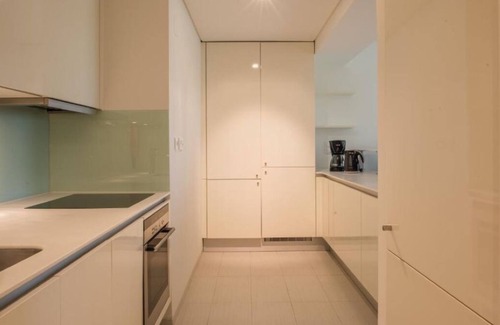 Carvalhal Hotel | Beach Bliss: Spa, Free Parking, Close to Edge Golf Academy - 3 Apts w/Kitchens