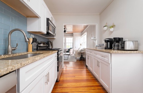 Jacksonville Beach Apartment | Beach Bliss II | 100yds to the beach