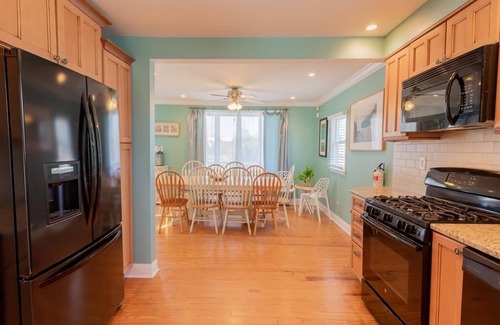 Villas House | Beach Block, Water View with Pool. Sleeps 12