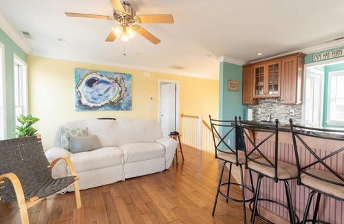 Villas House | Beach Block, Water View with Pool. Sleeps 12