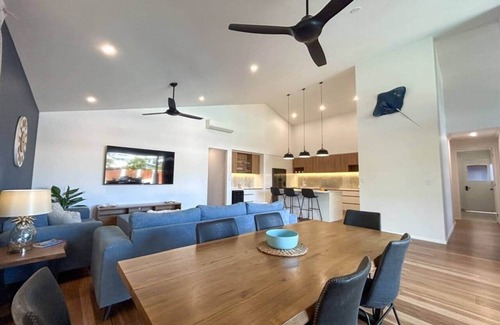 Wongaling Beach House | Beach Break - Family Home