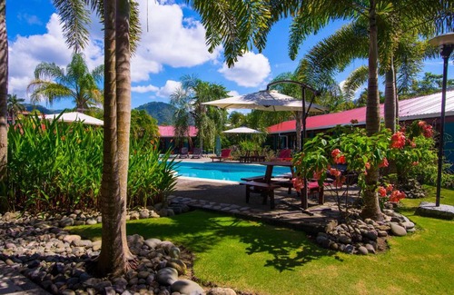Jaco Hotel | Beach Break Resort