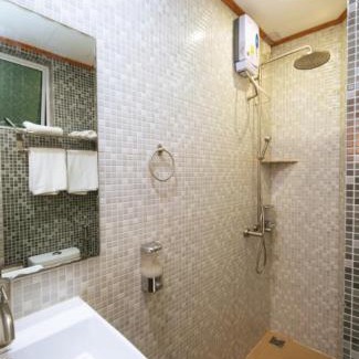 Hulhumale House | Beach Breeze and Spa