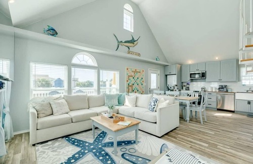San Luis House | Beach, Bridge & Bites—Scenic Stay with Stellar Fishing Access