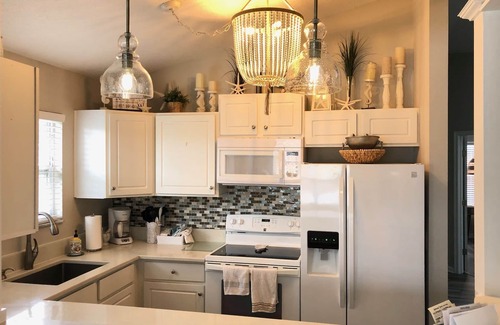 St. Augustine Beach House | Beach Bungalow 2BR/2BA 1‑block to Beach Fenced Yard Firepit
