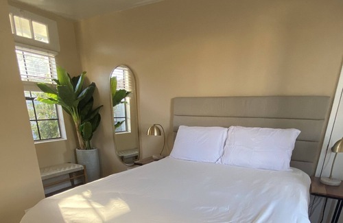 West Beach Apartment | Beach Bungalow One Block Away from West Beach