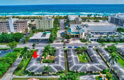 Delray Beach Condo | Beach Bungalow