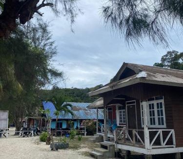 Pulau Perhentian Besar Hotel | Beach Chalet - Fauna Teluk Dalam