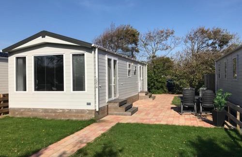 Petten Ski Chalet | Beach Chalet Tranquilo