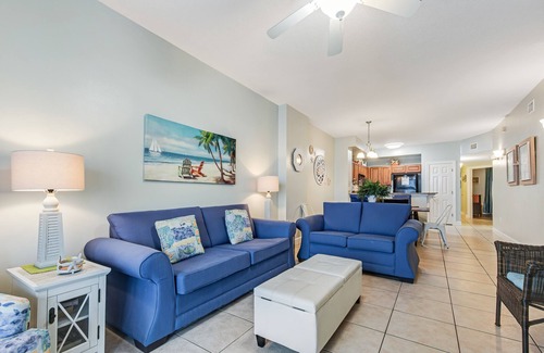 Panama City Beach Condo | Beach-chic, 7th-floor condo with incredible Gulf-front views, gym, hot tub & 2 pools