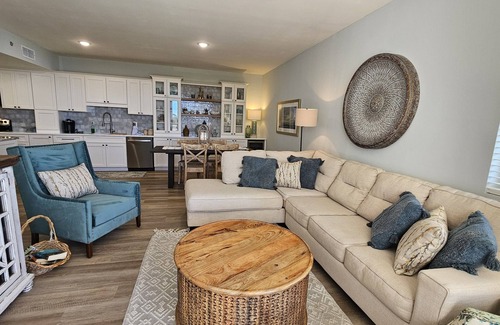 Fort Morgan Condo | Beach Club A402 K/FF/Sofa Sleeper Direct Gulf View - WiFi - Sleeps 8