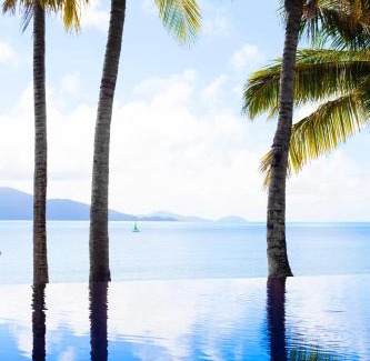 Hamilton Island Resort | Beach Club
