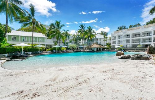 Palm Cove Apartment | Beach Club Private Apartments Palm Cove