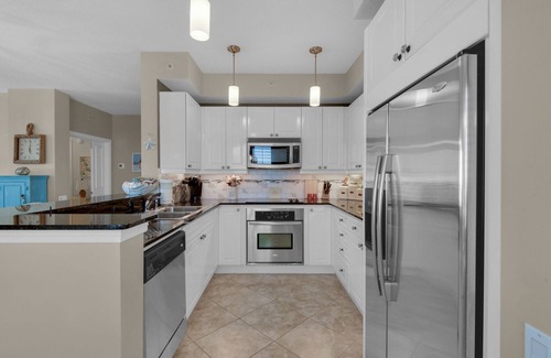 Navarre Beach Condo | Beach Colony 12A Gulf-Front 3 BD/3BA Condo Navarre Beach!