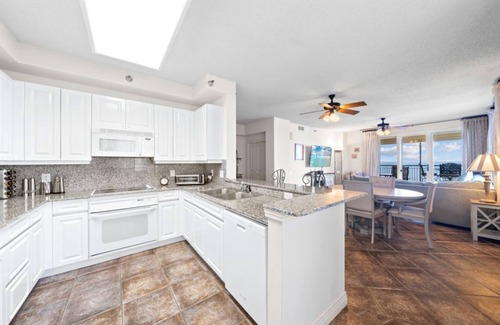 Ono Island Condo | Beach Colony W7D: Covered Parking Included