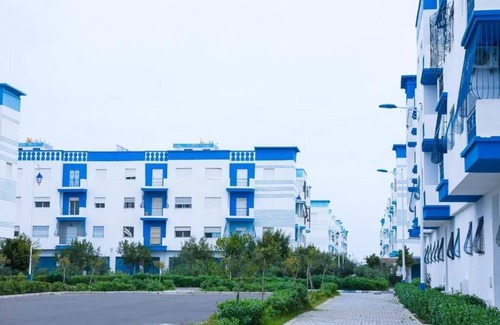 Martil Apartment | Beach & Comfort Stay in Martil: Garden, Terrace, WiFi, Free Parking & 2BR Appt