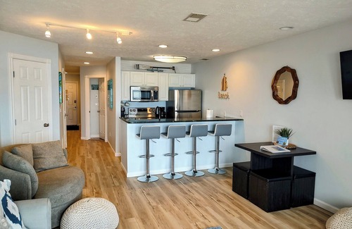 Traverse City Condo | Beach Condo-Bay Bliss