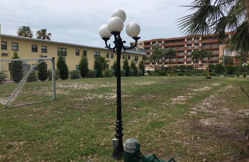 Redington Beach Apartment | Beach Condo in Gated Complex, Heated Courtyard Pool, Ocean only 1 block away!