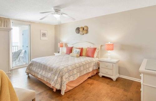 Orange Beach Condo | Beach condo on the white sands of Orange Beach