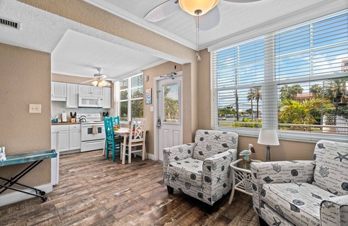Clearwater Beach Condo | Beach Condo W/Heated Pool - Steps to Sand - Clearwater Beach Suites 205