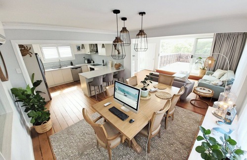 Catherine Hill Bay Cottage | Beach Cottage - 100 meters walk to Pristine Beach