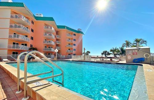 Indian Shores Apartment | Beach Cottage 1404