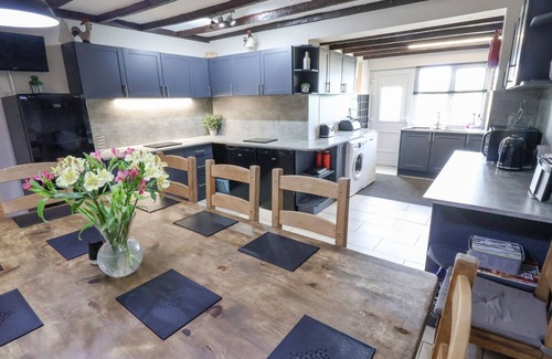 Kinmel Bay Cottage | Beach Cottage