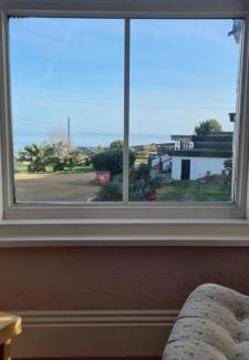 Shanklin Apartment | Beach Cottage