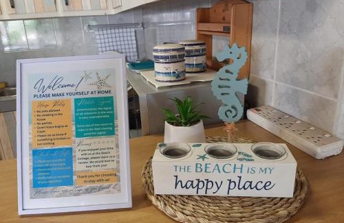 Mgxotyeni House | Beach Cottage - Hole in the Wall Resort