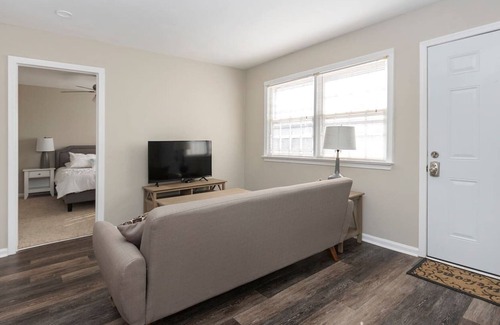 Bayview Apartment | Beach Cottage Sail Suite