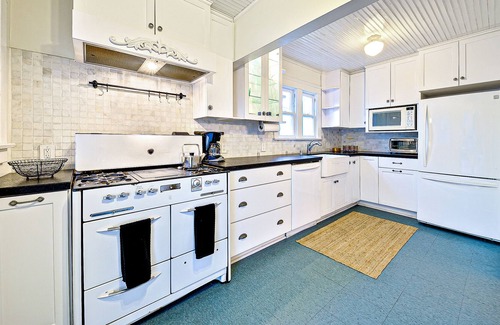 Ocean Beach House | Beach Cottage w/ Separate Casita & Private Hot Tub - Walk to Dog Beach & Dining