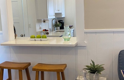 Gloucester House | Beach cottage walkable to Good Harbor and Long Beach