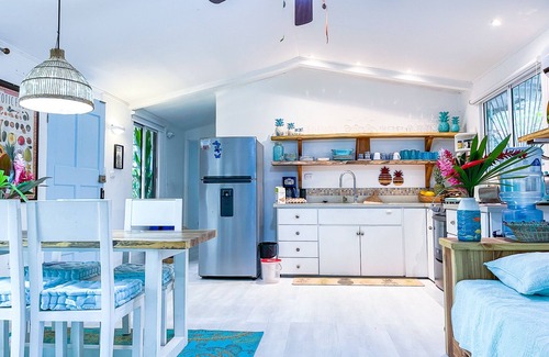 Puerto Viejo de Talamanca House | Beach House with Breathtaking Ocean Views (A/C, Pool, Security) Adults only
