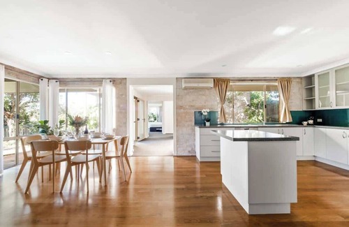 Dunsborough House | Beach Delight, Old Dunsborough