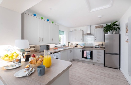 Combe Martin House | Beach, dog and family friendly holiday home sleeping up to 6 in Combe Martin