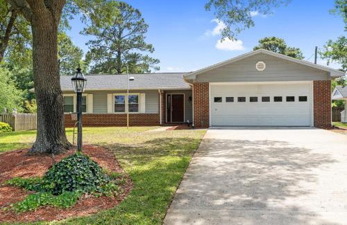 Wilmington Villa | Beach & Downtown Family Fun Wilmington Stay Villa