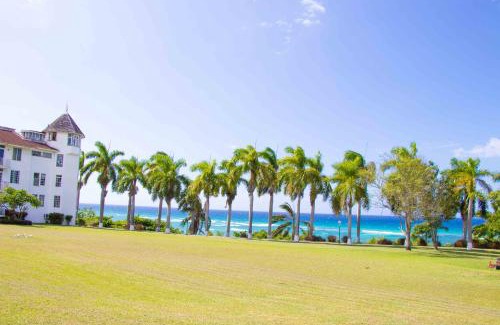 St.Bran's Burg Apartment | Beach Dreams at Seacastles